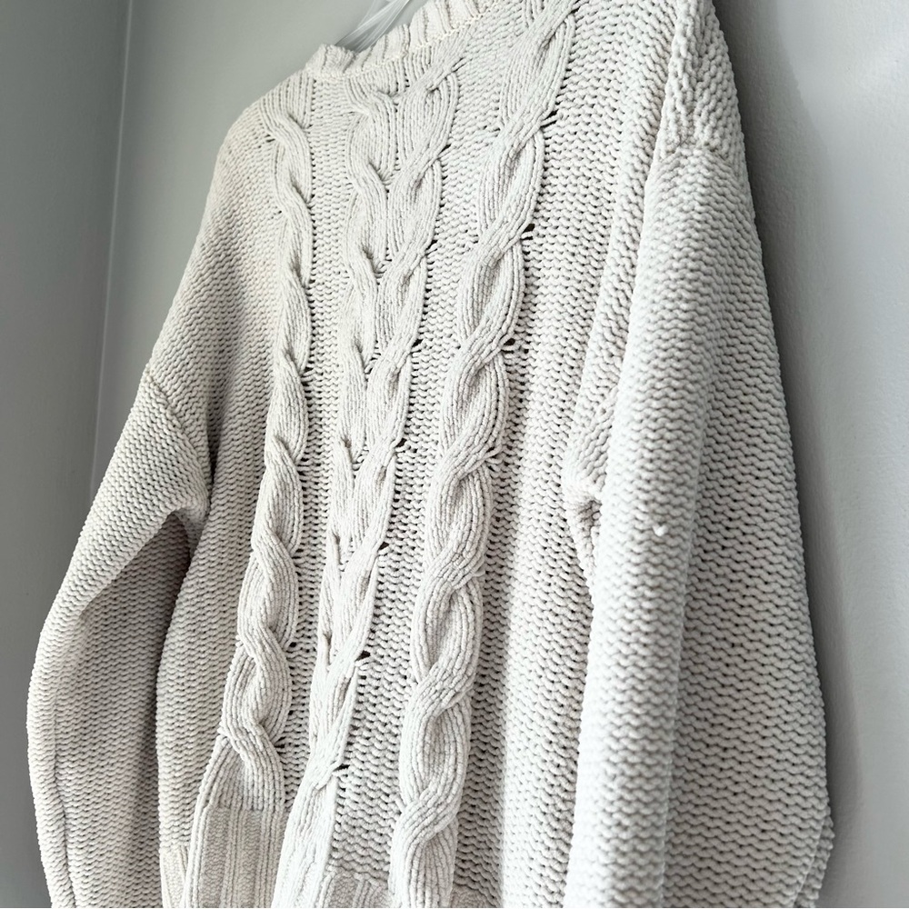American Eagle Outfitters Cozy Cable Knit Sweater - Cream - Size M - Picture 7 of 9